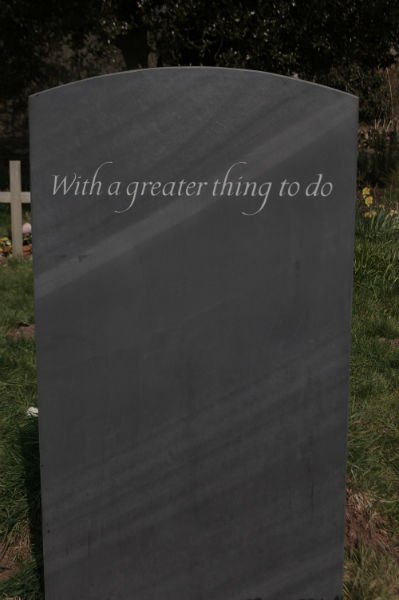epitaph on reverse of headstone
